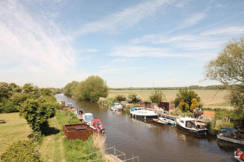 Countryside Holiday Park By The River Nr แคนเทอร์เบอรี ภายนอก รูปภาพ